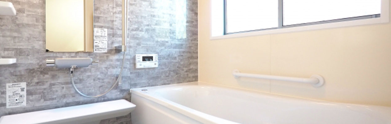 浴槽もピカピカに